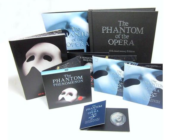 1639031-limited-edition-box-set-the-phantom-of-the-opera-25th-anniversary-celebration-1%20recortada%20y%20arreglada_zpswzdrfdx2.jpg