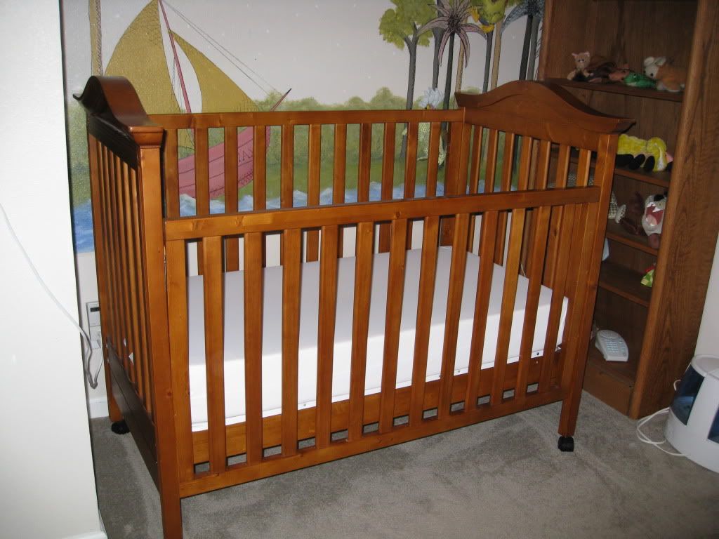 regalo swing down convertible crib rail