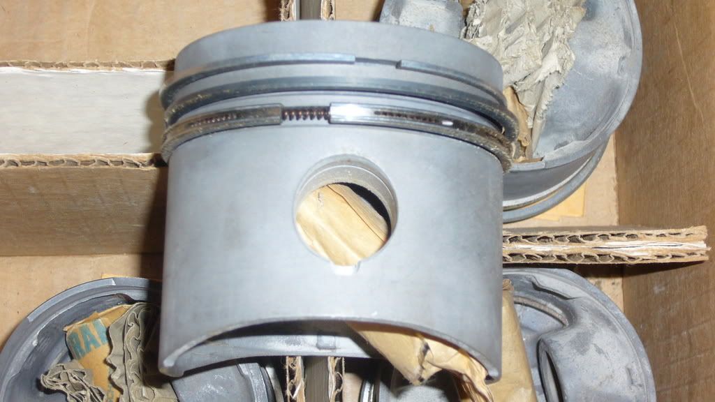 FS 1.6 8v Scirocco oversized pistons wrist pins rings and bearings