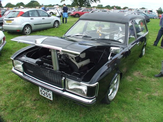 The black thing is a MK1 Ford Granada hearse conversion either on air or