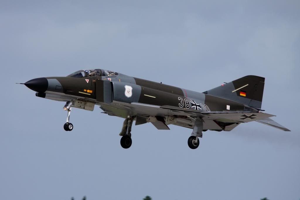 http://i689.photobucket.com/albums/vv259/stony1973/Phantom%20PharewellWittmund/3810retro_zps977d3103.jpg