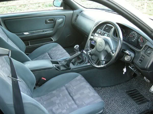 http://i689.photobucket.com/albums/vv260/rightdrive/album%208/sto.jpg