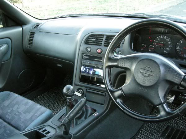 http://i689.photobucket.com/albums/vv260/rightdrive/album%208/stp.jpg