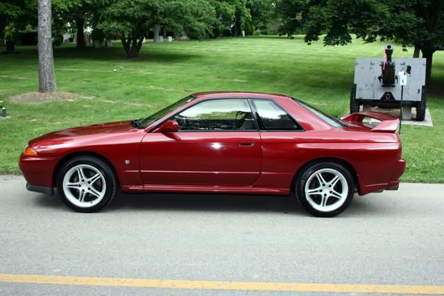 http://i689.photobucket.com/albums/vv260/rightdrive/gtr11.jpg
