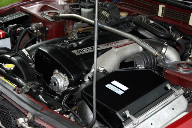 http://i689.photobucket.com/albums/vv260/rightdrive/gtr2.jpg