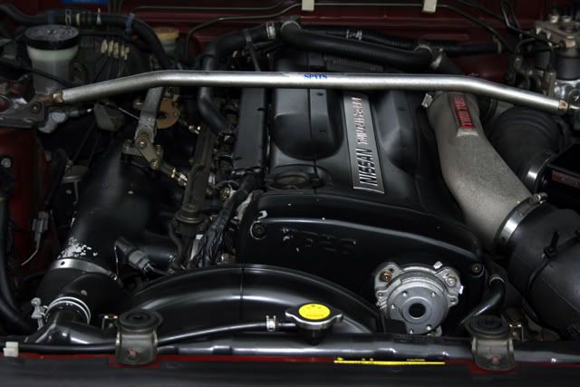 http://i689.photobucket.com/albums/vv260/rightdrive/gtr3.jpg