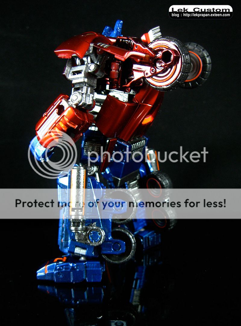 CUSTOM TRANSFORMERS OPTIMUS PRIME WFC UNITED  TAKARA  