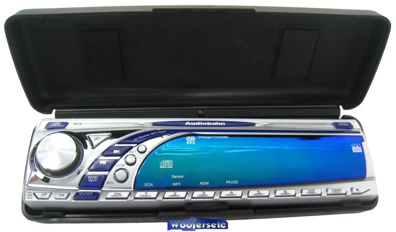 A3751   Audiobahn CD R/RW/ Receiver W/ Motorized Face, Steering 